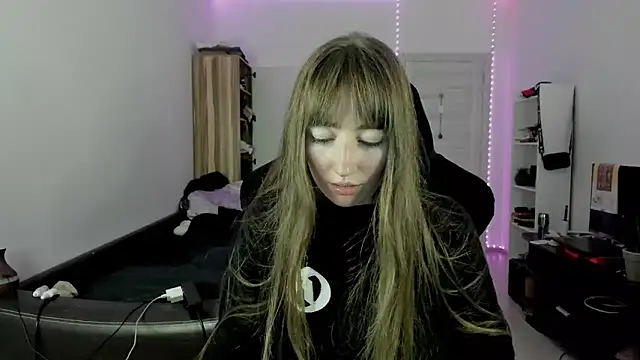 Snapshot of bekkawell chatting on September 2025 02:00:01 PM bekkawell online show from September 2025 02:00:01 PM