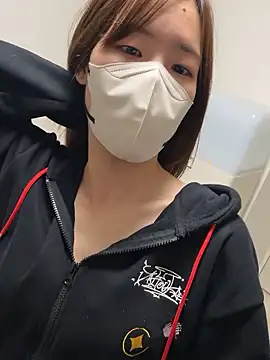 Snapshot of daiyo_kai_Gutara chatting on November 2025 01:35:02 PM daiyo kai Gutara online show from November 2025 01:35:02 PM