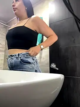 Mila LS online show from October 2025 12:58:01 PM