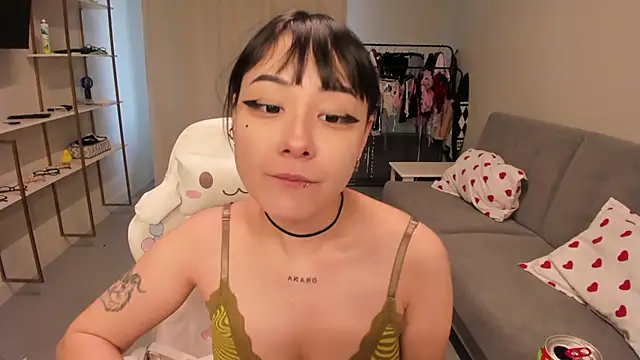 Snapshot of ka00ru_chan chatting on December 2025 09:18:02 AM ka00ru chan online show from December 2025 09:18:02 AM