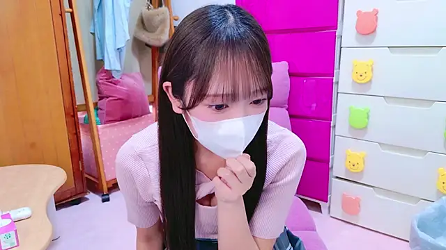 Snapshot of Oo_aki chatting on February 2025 08:28:02 AM Oo aki online show from February 2025 08:28:02 AM