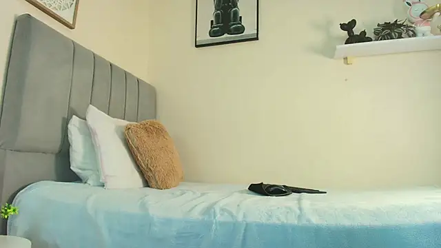 mary cute9 online show from April 2026 12:12:01 PM