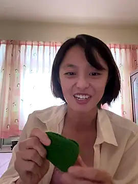 Snapshot of ladypaggy chatting on November 2025 06:38:02 AM ladypaggy online show from November 2025 06:38:02 AM