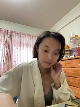 Snapshot of ladypaggy chatting on November 2025 06:04:02 AM ladypaggy online show from November 2025 06:04:02 AM