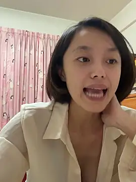 ladypaggy online show from April 2026 03:23:01 PM