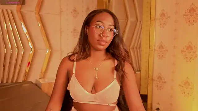 Qeen blackk online show from February 2026 11:52:01 PM