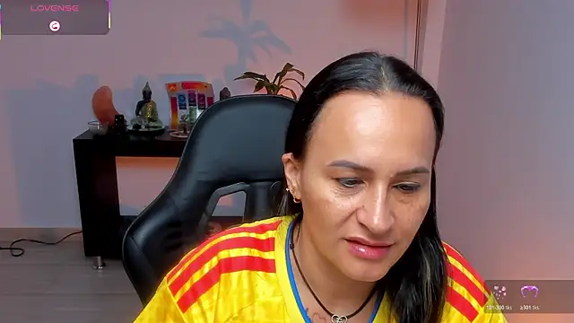 Snapshot of Sara_Charmy chatting on July 2026 11:05:02 AM Sara Charmy online show from July 2026 11:05:02 AM