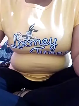 Lovely simmi- online show from February 2025 06:43:02 PM