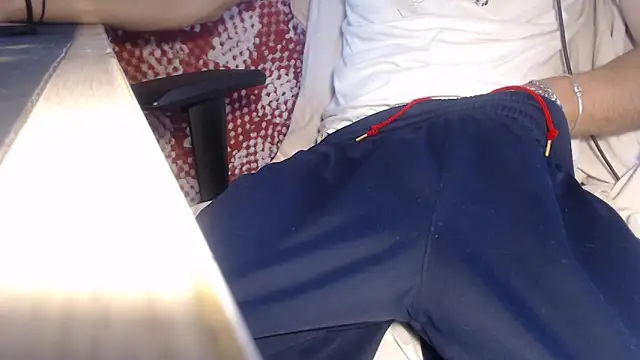 GreekDaddyNickOfficial online show from September 2025 07:41:01 AM