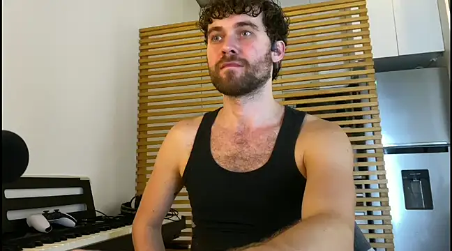 Snapshot of GunnarReed chatting on March 2025 03:25:01 AM GunnarReed online show from March 2025 03:25:01 AM