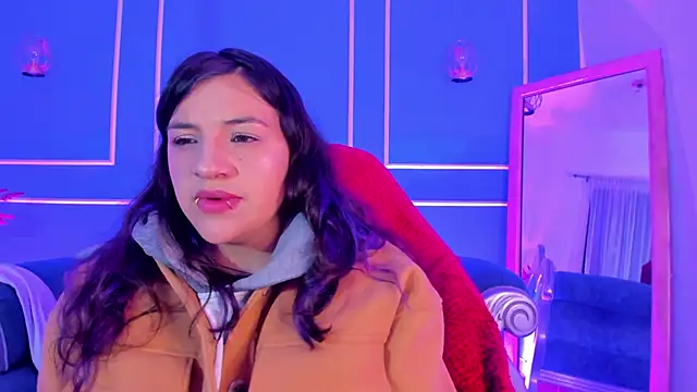 TaraTaylorr online show from January 2026 02:37:01 AM