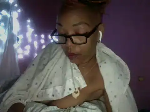 Ladyzee25 online show from March 2026 12:14:01 AM