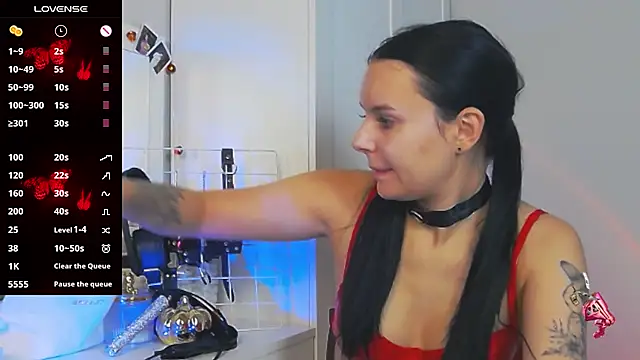 Snapshot of Miss_Vic chatting on November 2025 05:02:02 PM Miss Vic online show from November 2025 05:02:02 PM