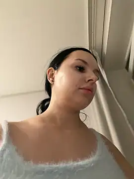 Snapshot of Miss_Vic chatting on November 2025 12:42:01 PM Miss Vic online show from November 2025 12:42:01 PM