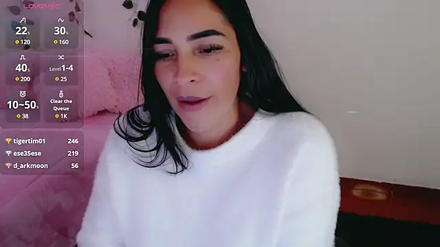 Snapshot of luna_lgomez_ chatting on March 2025 04:09:02 PM luna lgomez online show from March 2025 04:09:02 PM