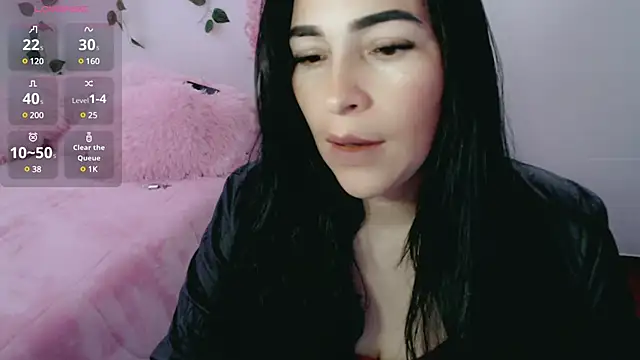 Snapshot of luna_lgomez_ chatting on March 2025 11:18:02 AM luna lgomez online show from March 2025 11:18:02 AM