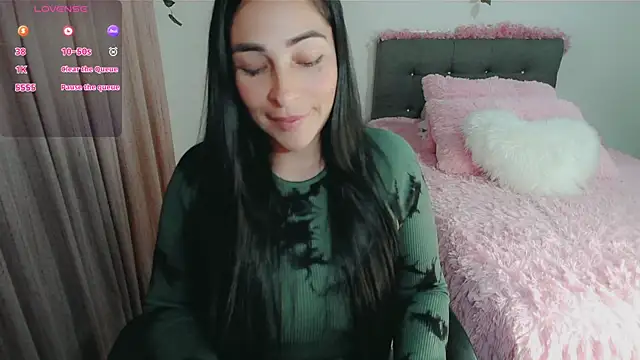 Snapshot of luna_lgomez_ chatting on October 2025 01:42:01 AM luna lgomez online show from October 2025 01:42:01 AM