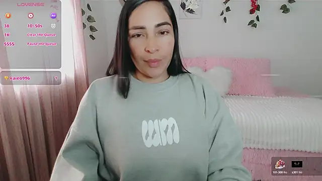 Snapshot of luna_lgomez_ chatting on October 2025 02:07:01 PM luna lgomez online show from October 2025 02:07:01 PM