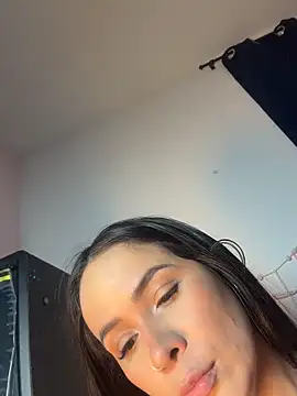HotAlana  online show from May 2026 12:16:02 AM