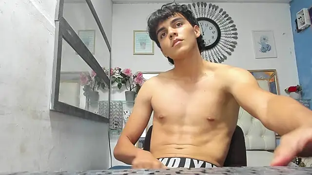 heiker  online show from March 2025 01:17:02 AM