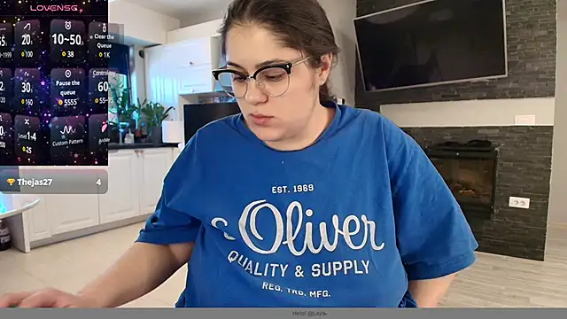 Layla- online show from February 2025 01:55:02 PM