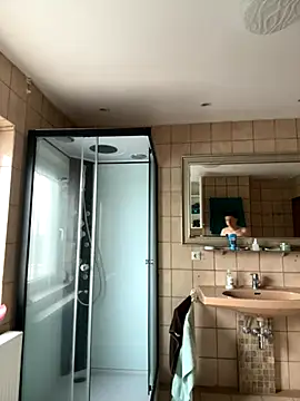 Snapshot of xy_monkeyBigCock chatting on September 2025 09:36:02 AM xy monkeyBigCock online show from September 2025 09:36:02 AM