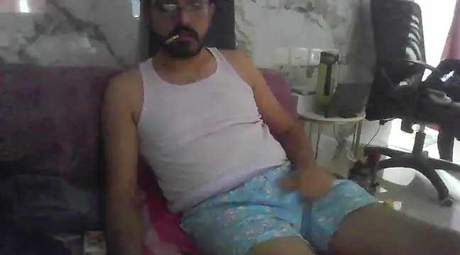 Snapshot of freakydesi chatting on March 2025 07:49:02 AM freakydesi online show from March 2025 07:49:02 AM