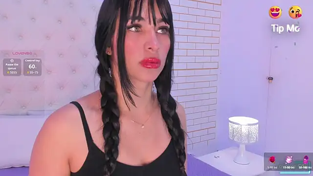 Snapshot of Emilly_wilson_ chatting on September 2025 12:48:01 PM Emilly wilson online show from September 2025 12:48:01 PM