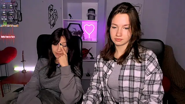 Snapshot of helli_belli chatting on January 2026 08:36:02 PM helli belli online show from January 2026 08:36:02 PM