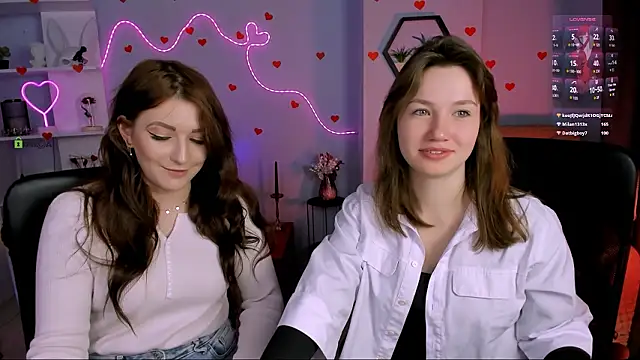 Snapshot of helli_belli chatting on February 2026 08:20:02 PM helli belli online show from February 2026 08:20:02 PM