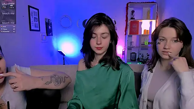 Snapshot of helli_belli chatting on March 2026 05:08:02 AM helli belli online show from March 2026 05:08:02 AM