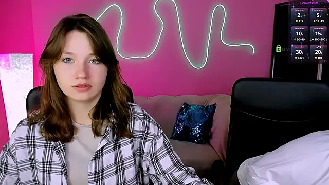 Snapshot of helli_belli chatting on March 2026 08:48:01 PM helli belli online show from March 2026 08:48:01 PM