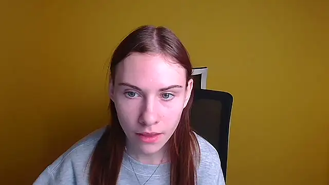 Snapshot of Fiona_Night chatting on March 2025 12:12:01 PM Fiona Night online show from March 2025 12:12:01 PM