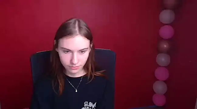 Snapshot of Fiona_Night chatting on March 2025 12:12:01 PM Fiona Night online show from March 2025 12:12:01 PM