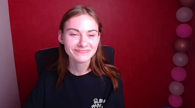 Snapshot of Fiona_Night chatting on March 2025 03:18:01 PM Fiona Night online show from March 2025 03:18:01 PM