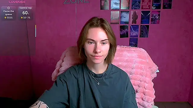 Snapshot of Fiona_Night chatting on November 2025 06:35:02 AM Fiona Night online show from November 2025 06:35:02 AM