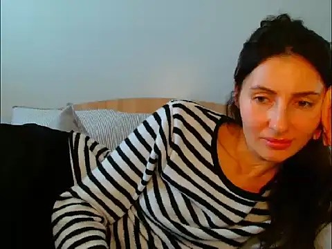 Irina9793 online show from March 2026 10:33:01 AM