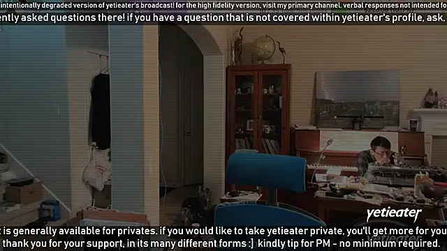 Snapshot of yetieater chatting on January 2025 11:15:02 PM yetieater online show from January 2025 11:15:02 PM