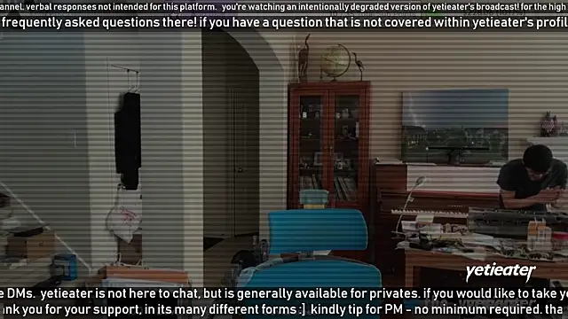 Snapshot of yetieater chatting on January 2025 07:07:01 PM yetieater online show from January 2025 07:07:01 PM