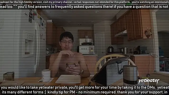 Snapshot of yetieater chatting on February 2025 06:13:02 PM yetieater online show from February 2025 06:13:02 PM