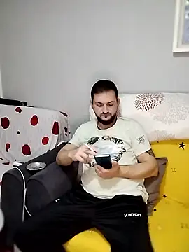 Snapshot of iurinicola chatting on January 2026 10:57:02 PM iurinicola online show from January 2026 10:57:02 PM