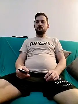 Snapshot of iurinicola chatting on February 2026 09:07:01 PM iurinicola online show from February 2026 09:07:01 PM