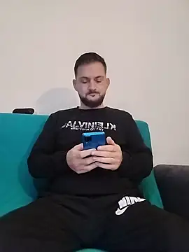 Snapshot of iurinicola chatting on February 2026 02:40:02 AM iurinicola online show from February 2026 02:40:02 AM