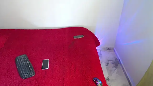 Snapshot of Saray_honey04 chatting on March 2025 01:15:01 PM Saray honey04 online show from March 2025 01:15:01 PM