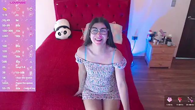 Snapshot of Saray_honey04 chatting on September 2025 08:19:01 PM Saray honey04 online show from September 2025 08:19:01 PM