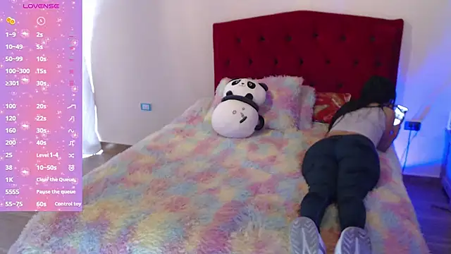 Snapshot of Saray_honey04 chatting on September 2025 08:12:02 PM Saray honey04 online show from September 2025 08:12:02 PM