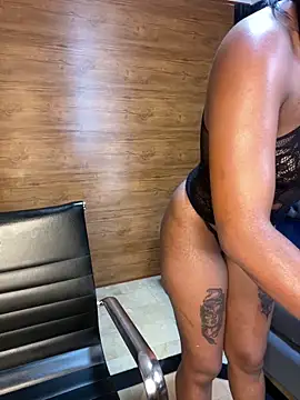 PinkyMoon online show from March 2026 07:37:02 AM