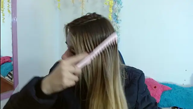 Snapshot of hannah_026 chatting on November 2025 10:27:01 AM hannah 026 online show from November 2025 10:27:01 AM