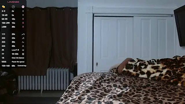 autumnb712 online show from February 2026 11:25:01 PM