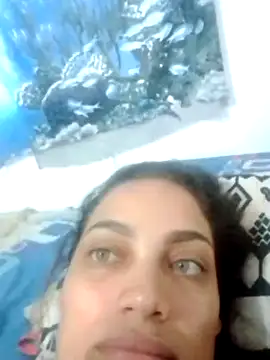 Ehilyn online show from September 2025 07:06:02 PM